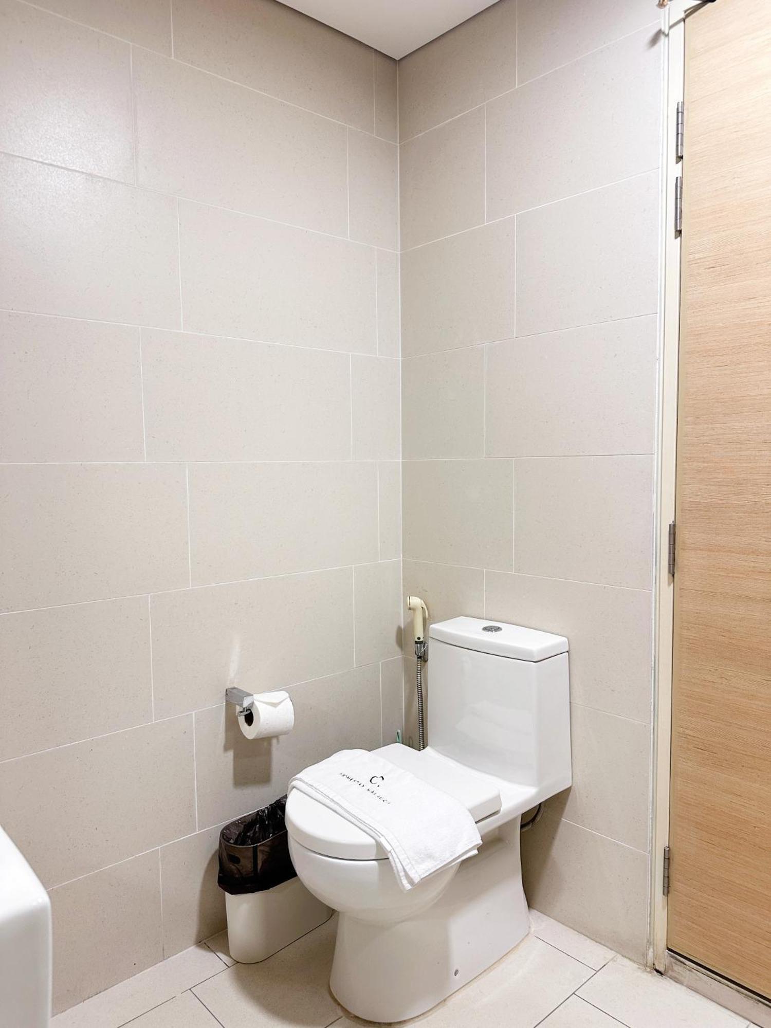 Straits Suite By C Homestay Malacca Kültér fotó
