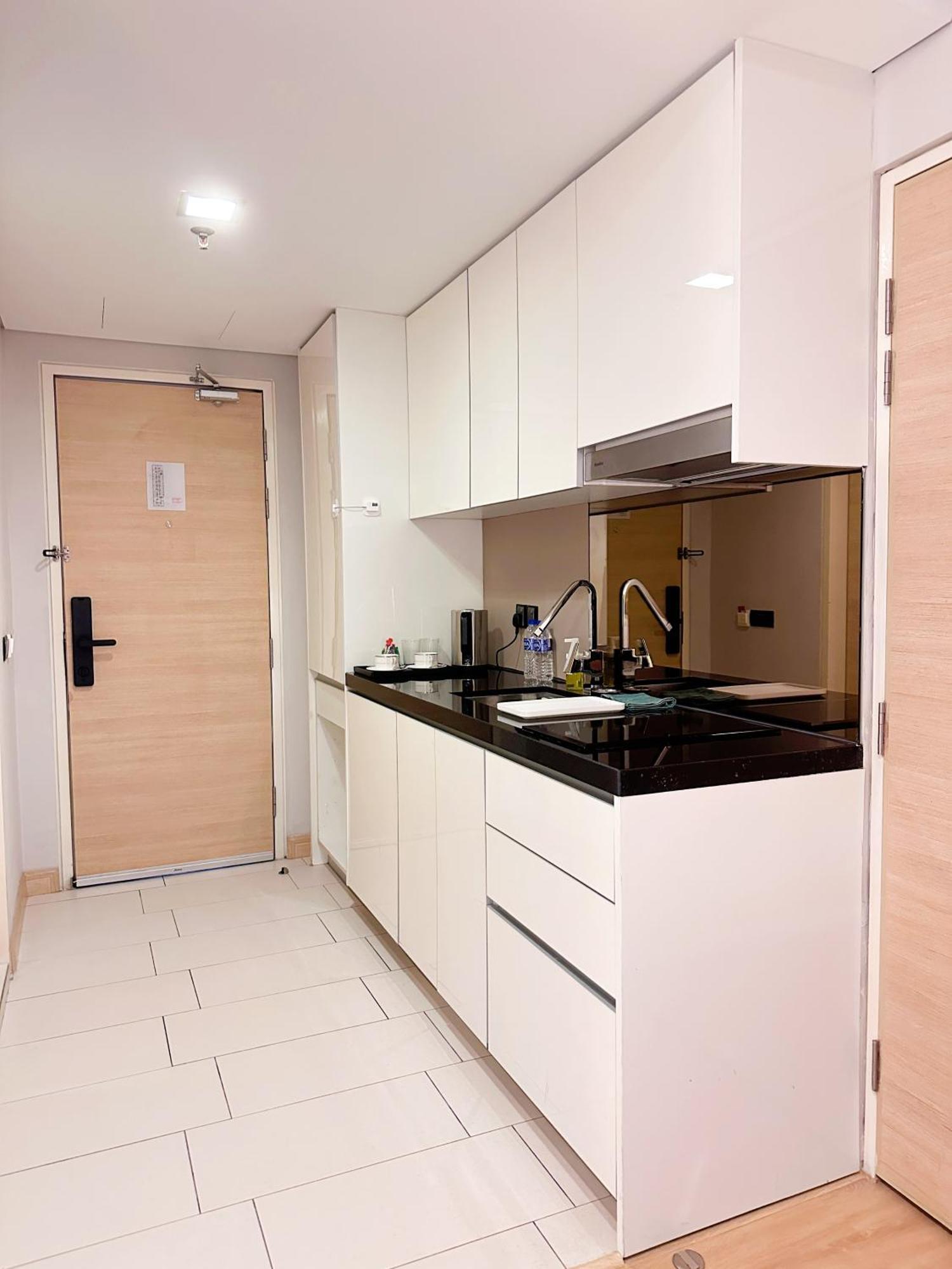 Straits Suite By C Homestay Malacca Kültér fotó